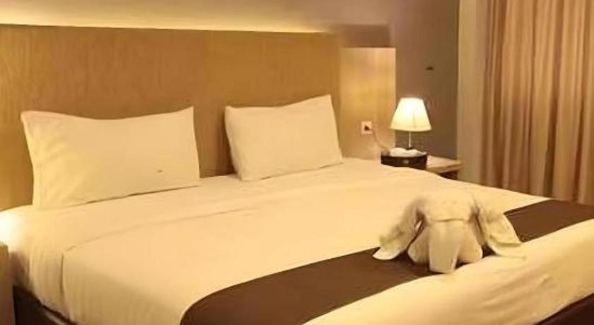 Asoka Luxury Hotel Bandar Lampung Eksteriør bilde
