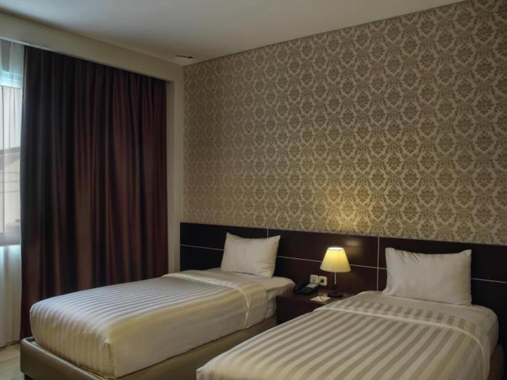 Asoka Luxury Hotel Bandar Lampung Eksteriør bilde