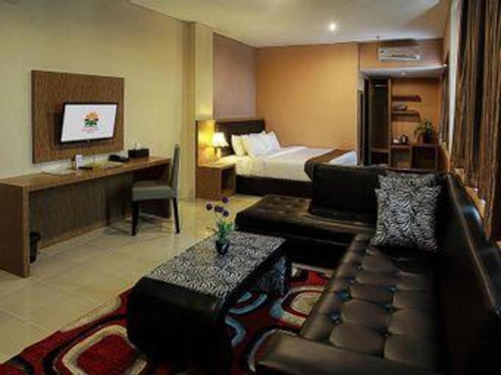 Asoka Luxury Hotel Bandar Lampung Eksteriør bilde