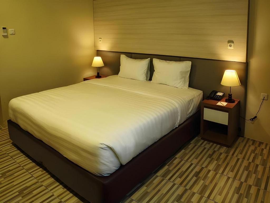 Asoka Luxury Hotel Bandar Lampung Eksteriør bilde