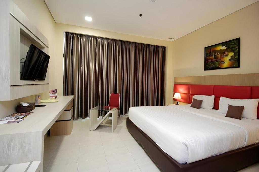 Asoka Luxury Hotel Bandar Lampung Eksteriør bilde