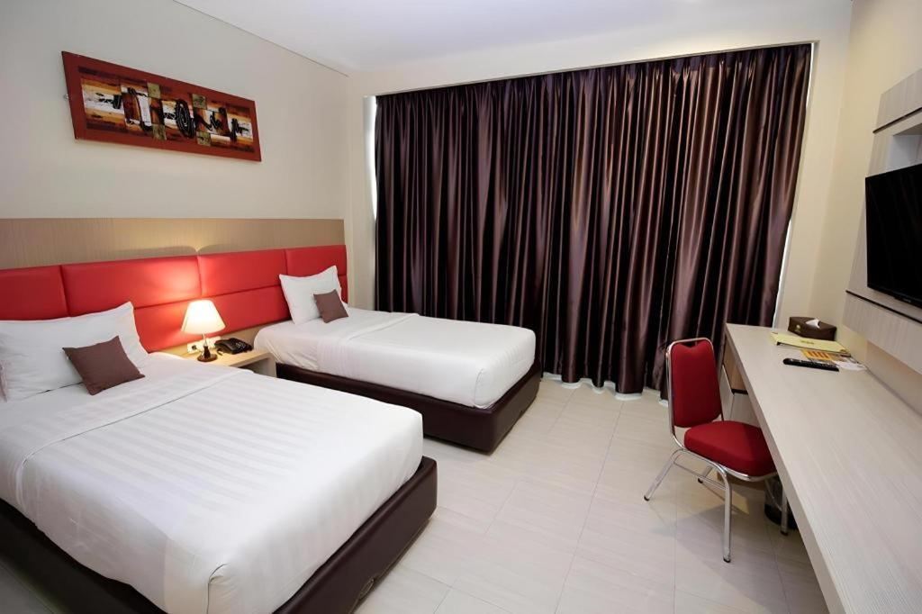 Asoka Luxury Hotel Bandar Lampung Eksteriør bilde