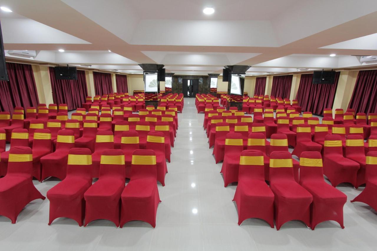Asoka Luxury Hotel Bandar Lampung Eksteriør bilde
