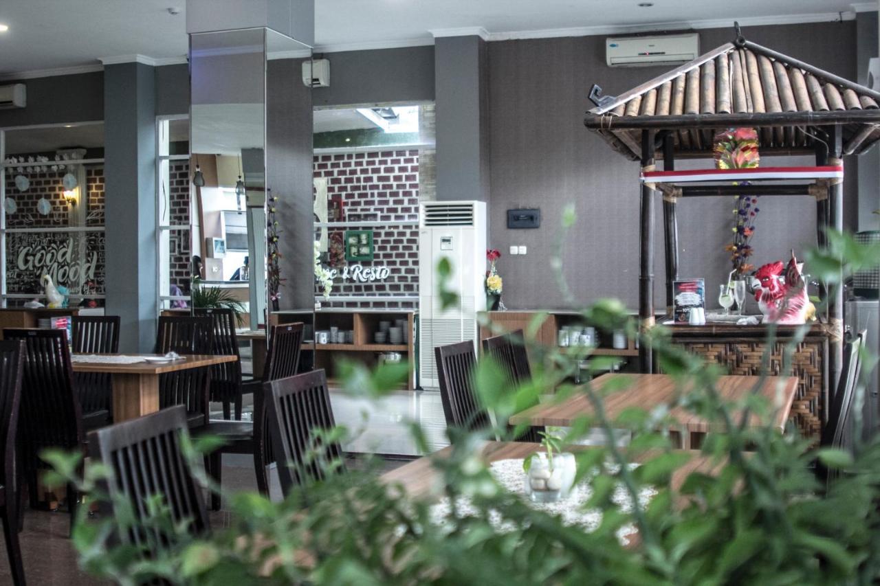 Asoka Luxury Hotel Bandar Lampung Eksteriør bilde